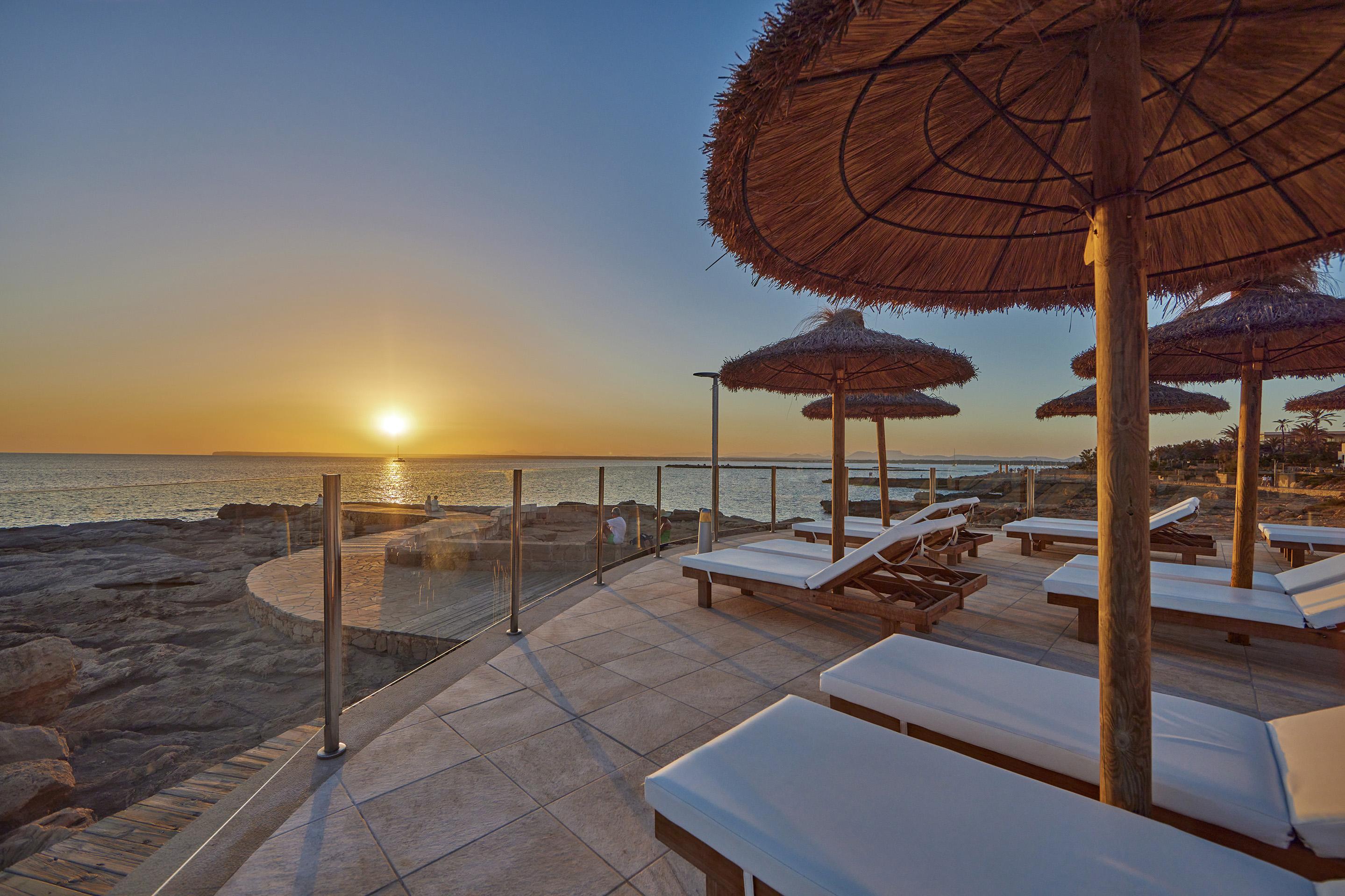 Universal Hotel Cabo Blanco - Adults Only Colonia de Sant Jordi Exterior photo