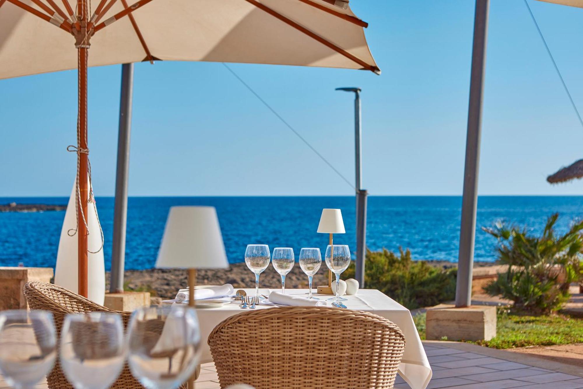 Universal Hotel Cabo Blanco - Adults Only Colonia de Sant Jordi Exterior photo